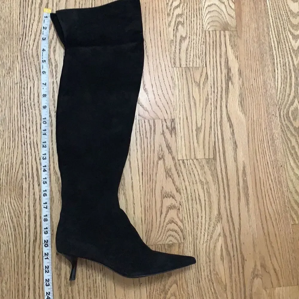 FENDI KNEE HIGH POINTIE TOE BLACK‎ SUEDE BOOTS SIZE 38 US8